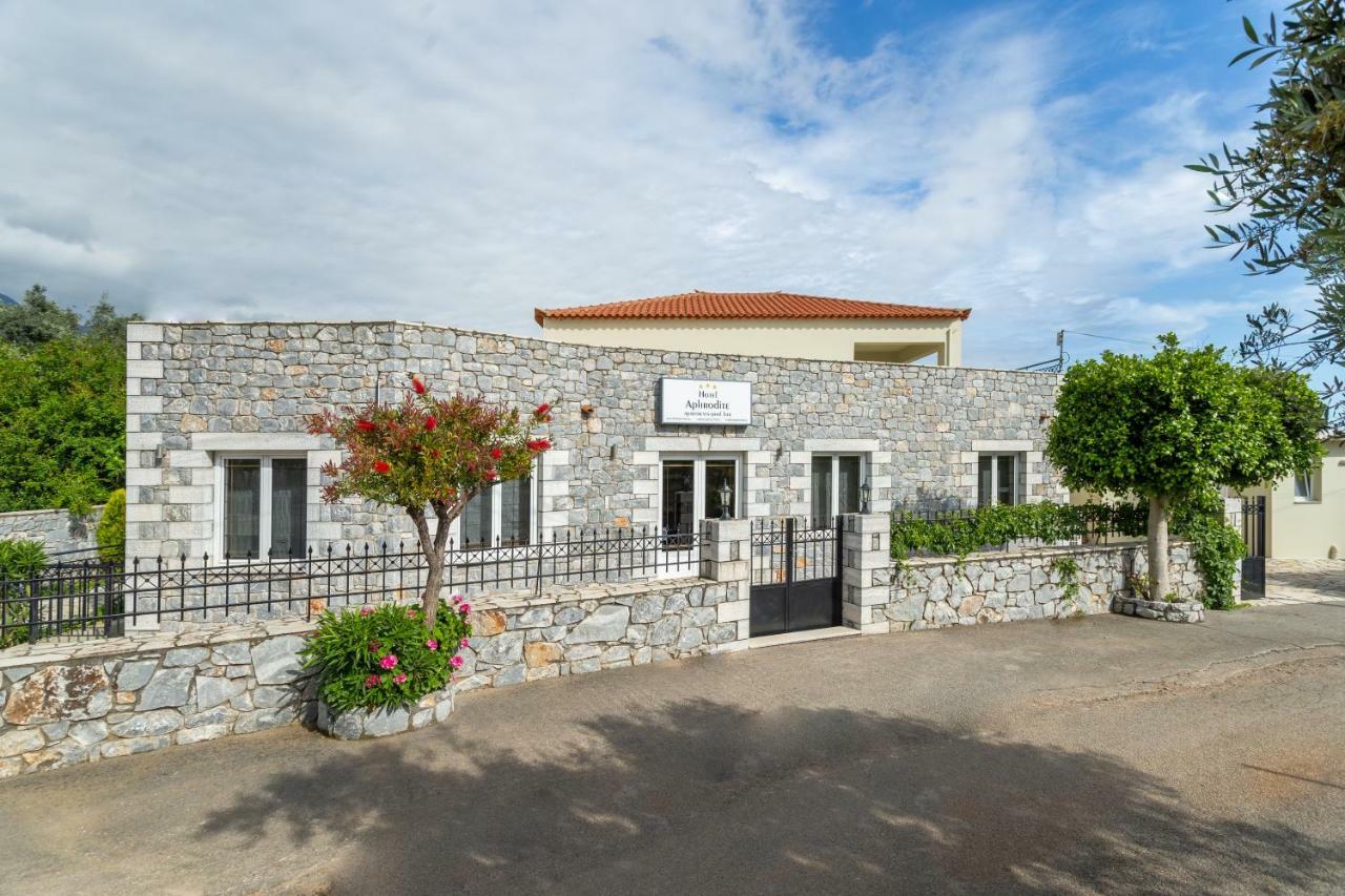Hotel Aphrodite Stoúpa Exterior photo